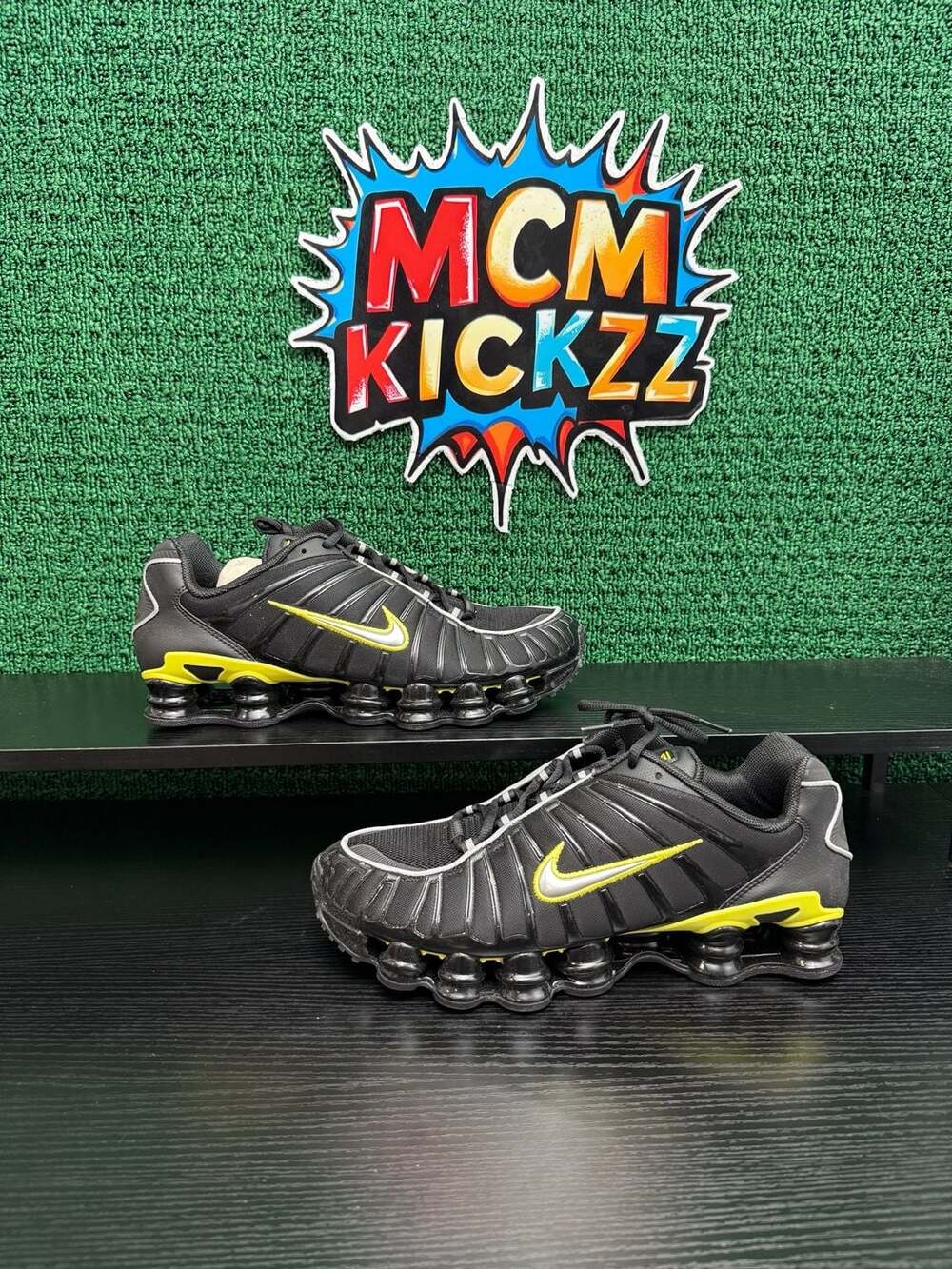 Nike Shox TL Black/Dynamic Yellow Men's Size 12 Brand New